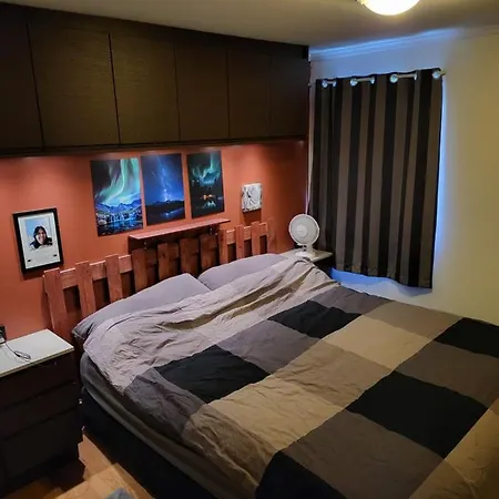 Sentrumsleilighet Med Gratis Parkering Til Leie Apartament *